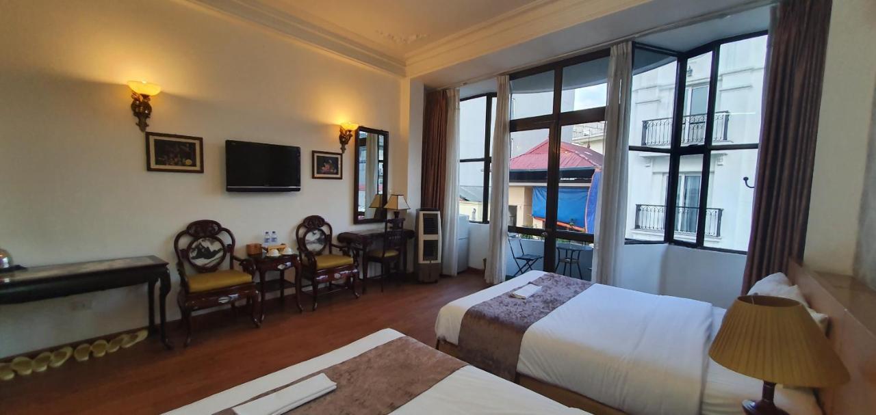 Hanoi Win Hotel & Travel Exterior photo