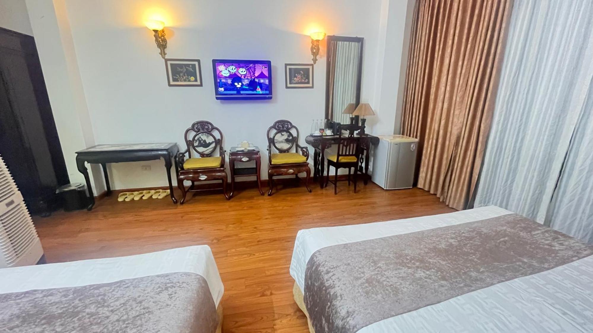 Hanoi Win Hotel & Travel Exterior photo