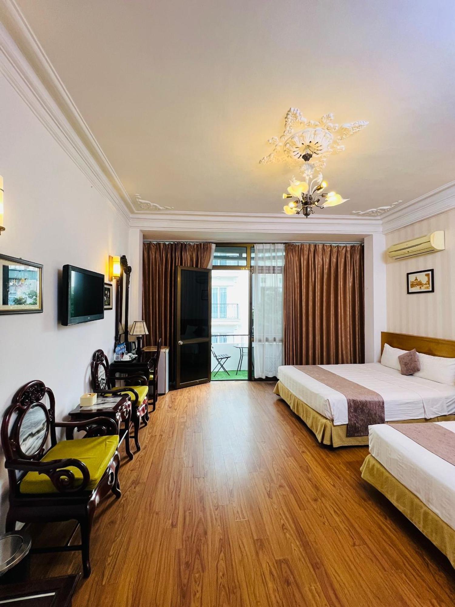 Hanoi Win Hotel & Travel Exterior photo